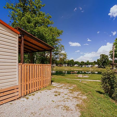 Lake View Mobile Homes With Thermal Riviera Tickets In Terme Catez Catez ob Savi Extérieur photo