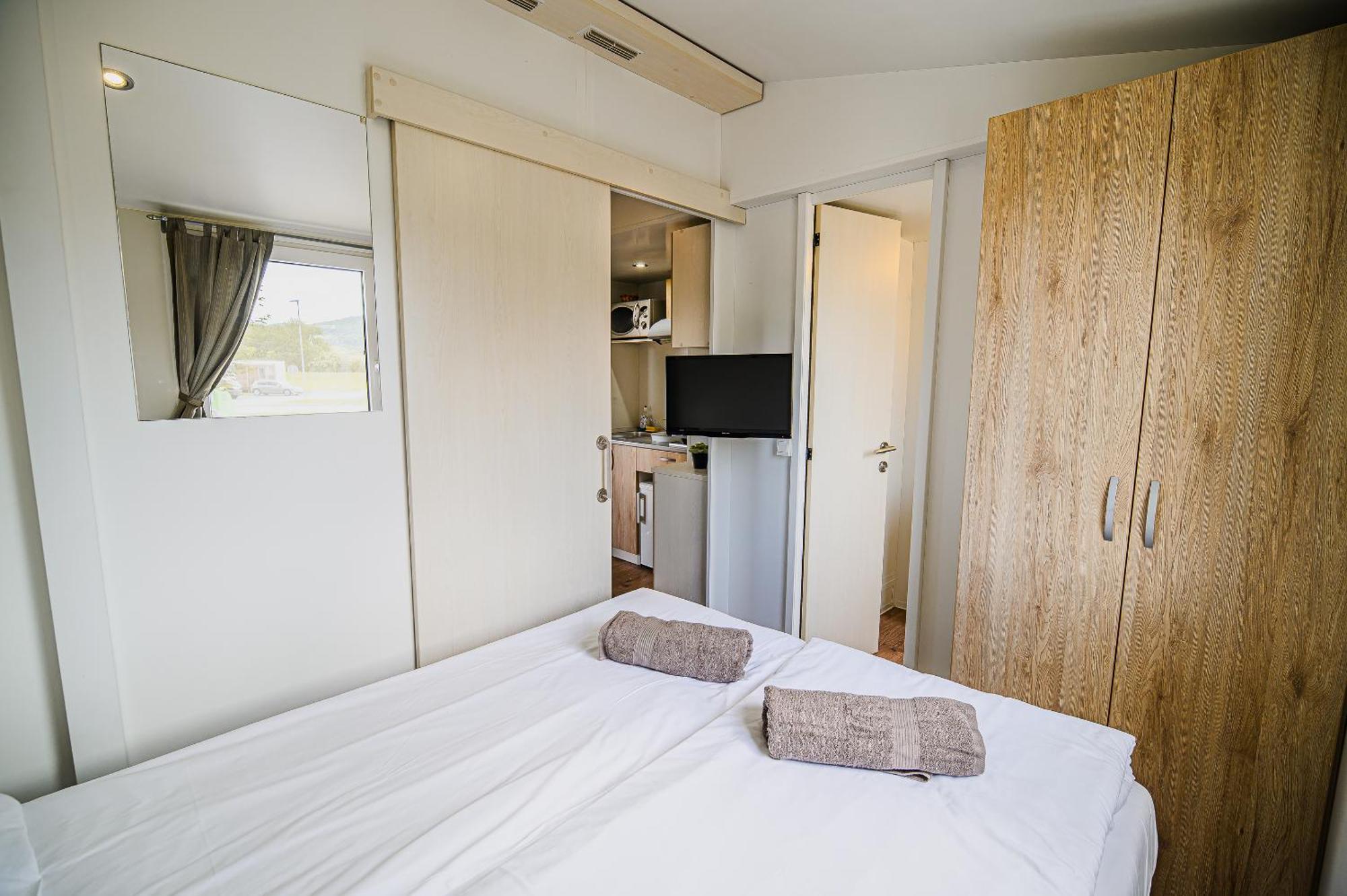 Lake View Mobile Homes With Thermal Riviera Tickets In Terme Catez Catez ob Savi Extérieur photo