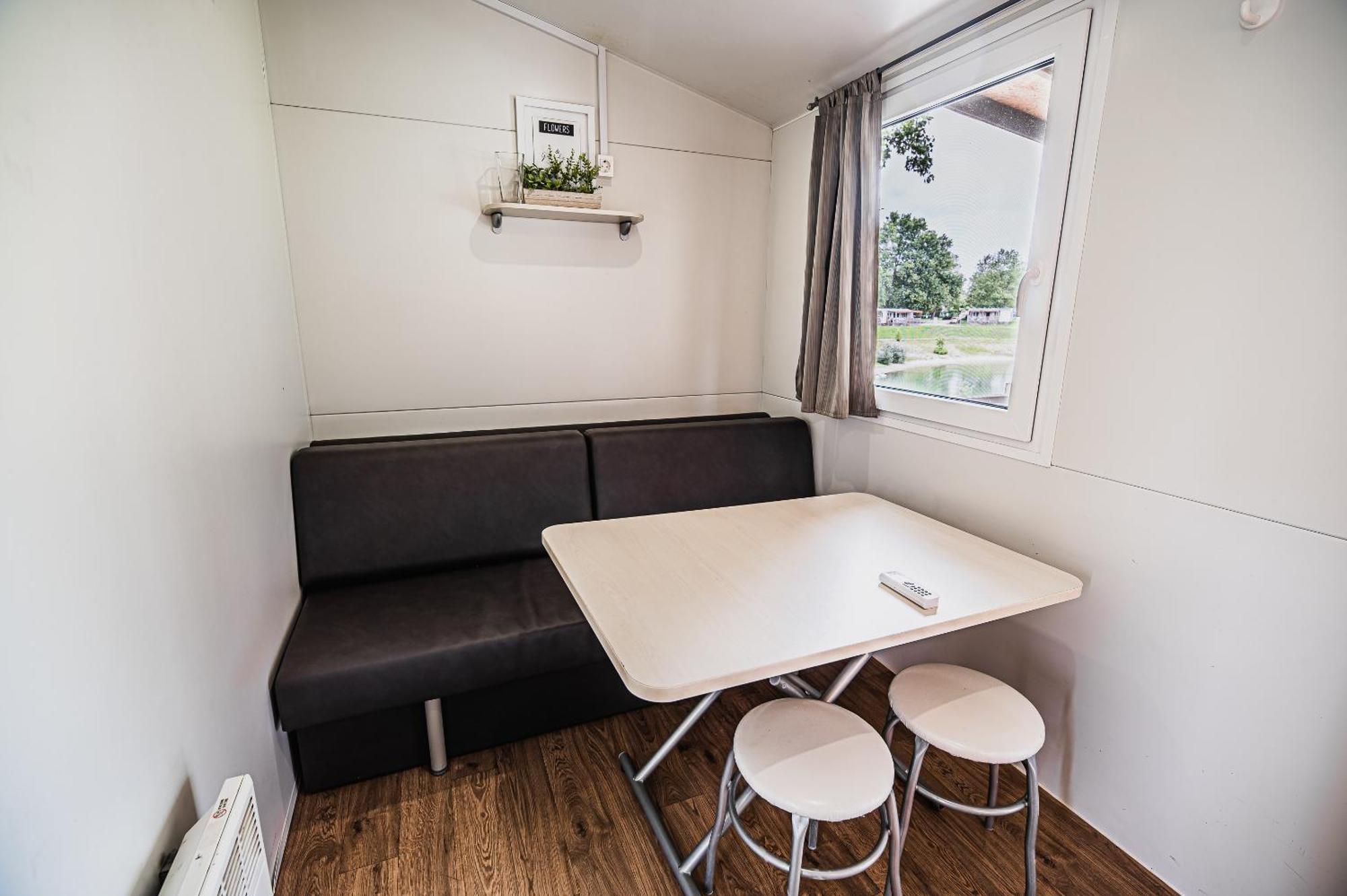 Lake View Mobile Homes With Thermal Riviera Tickets In Terme Catez Catez ob Savi Chambre photo