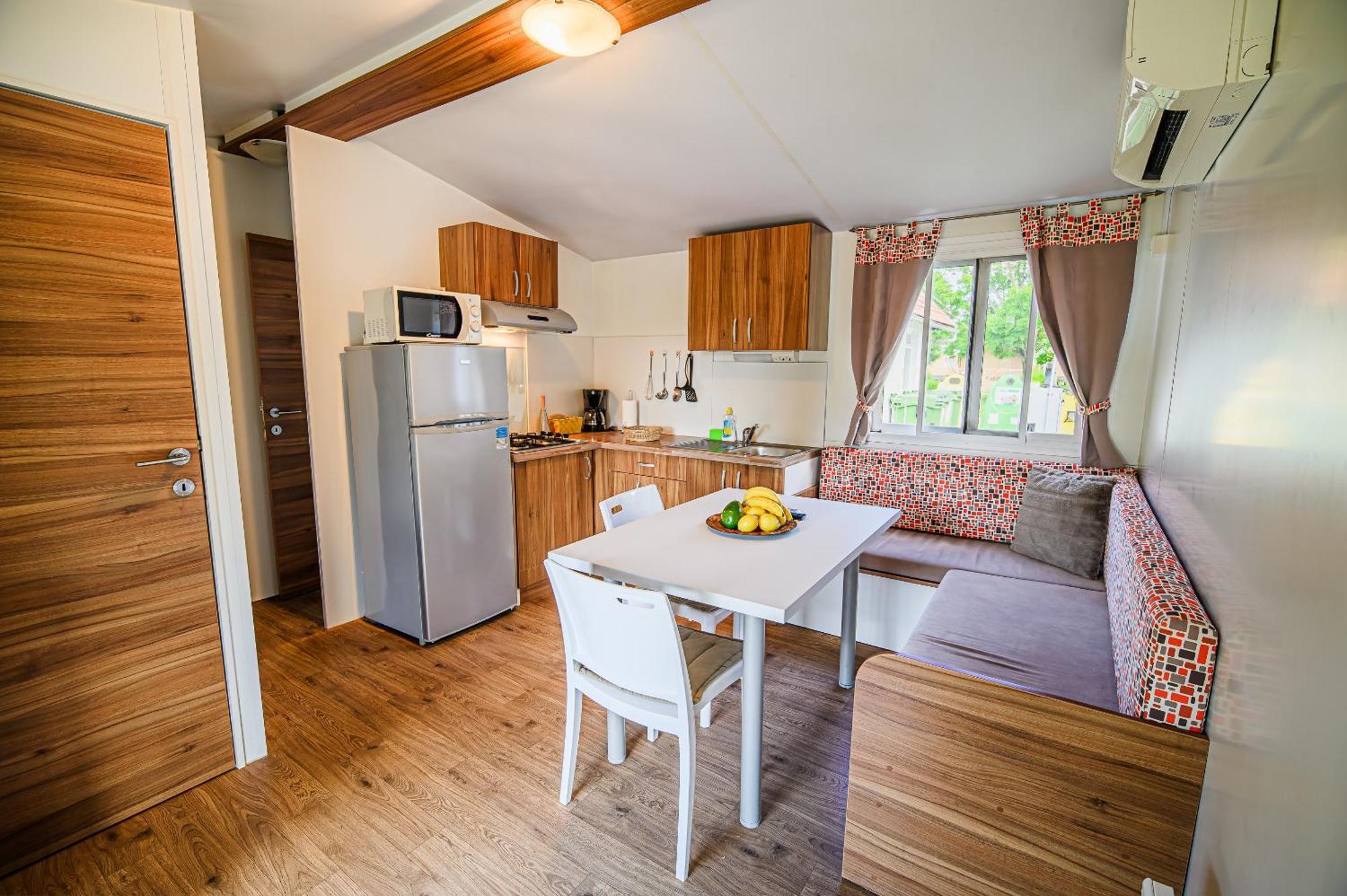 Lake View Mobile Homes With Thermal Riviera Tickets In Terme Catez Catez ob Savi Chambre photo